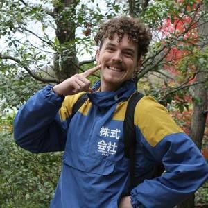 Meet your Posher, Zach